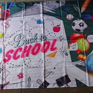 6 FT BACK TO SCHOOL BANNER + 12 WELCOME BACK TO SCHOOL BRACELETS FOR STUDENTS
